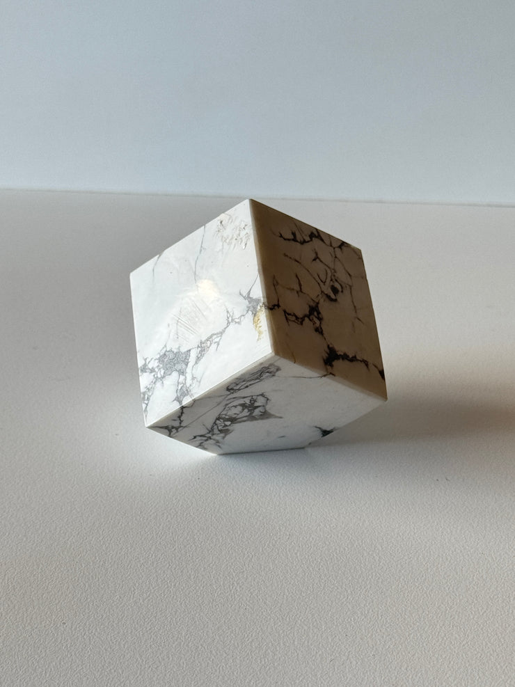 Howlite cube