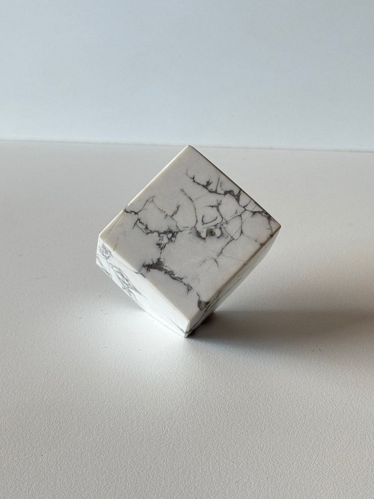 Howlite cube